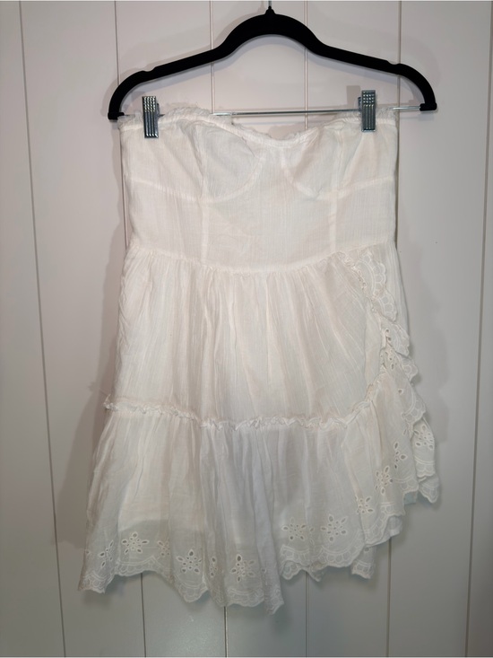 Aeropostale Dresses & Skirts - Aeropostale White Strapless Eyelet Tiered Mini Dress